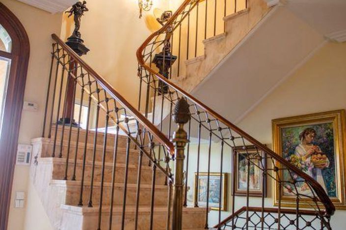 Image No.10-5 Bed Villa for sale