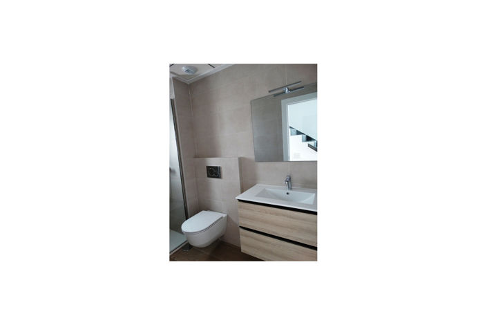 Image No.9-3 Bed Townhouse for sale