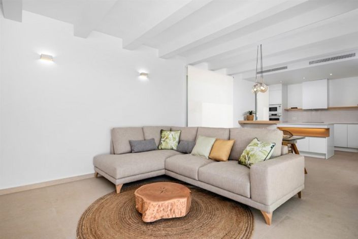 Image No.5-3 Bed Villa for sale