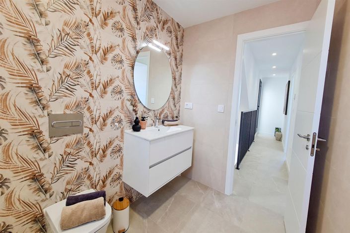 Image No.10-3 Bed Villa for sale