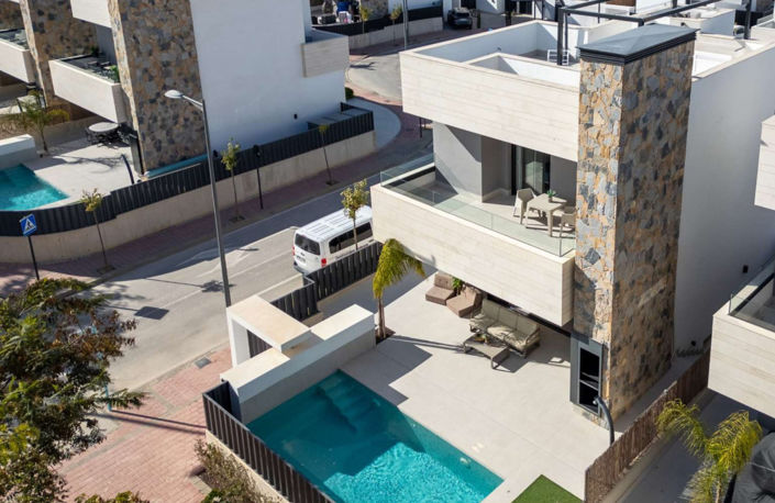 Image No.1-3 Bed Villa for sale