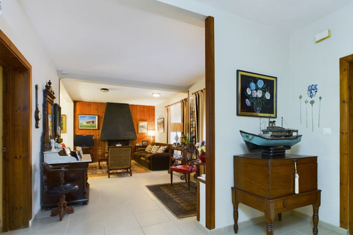 Image No.15-6 Bed Villa for sale