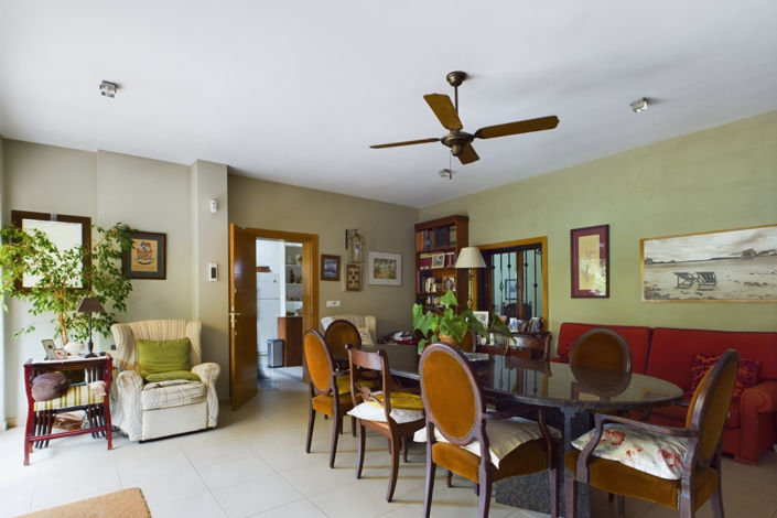 Image No.3-6 Bed Villa for sale