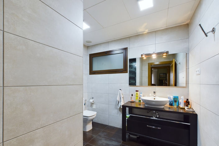 Image No.43-6 Bed Villa for sale