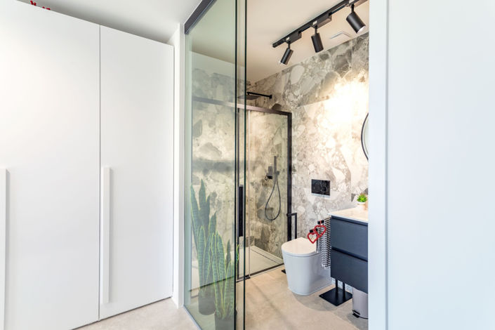 Image No.21-2 Bed Apartment for sale