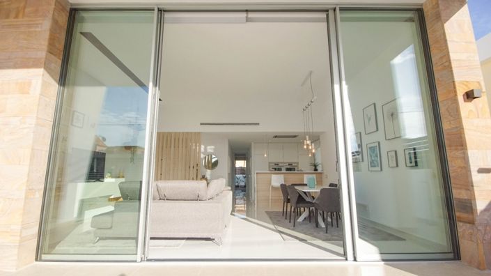 Image No.3-3 Bed Villa for sale