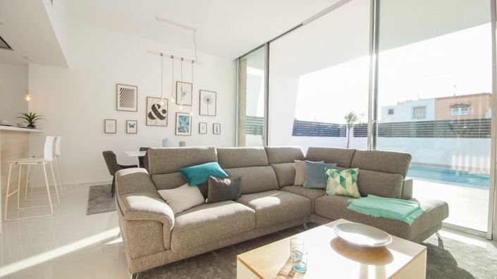 Image No.9-3 Bed Villa for sale