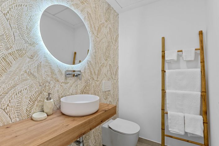 Image No.25-3 Bed Townhouse for sale