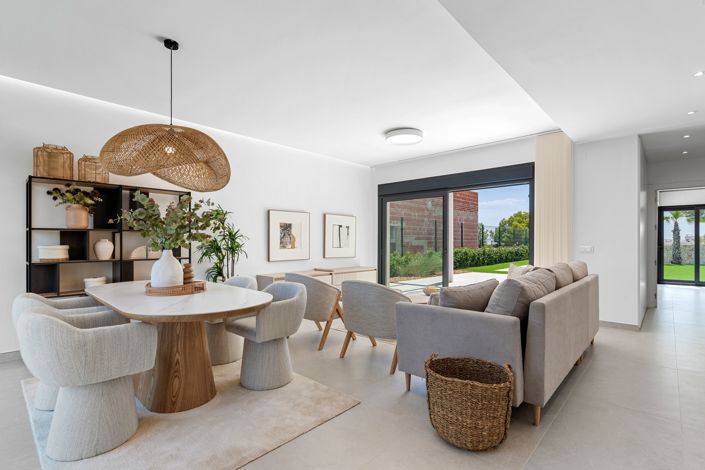 Image No.4-3 Bed Townhouse for sale