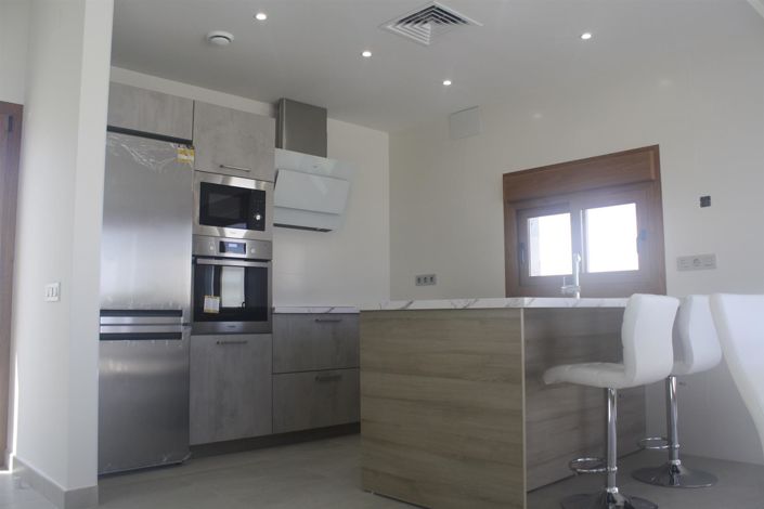 Image No.3-3 Bed Villa for sale