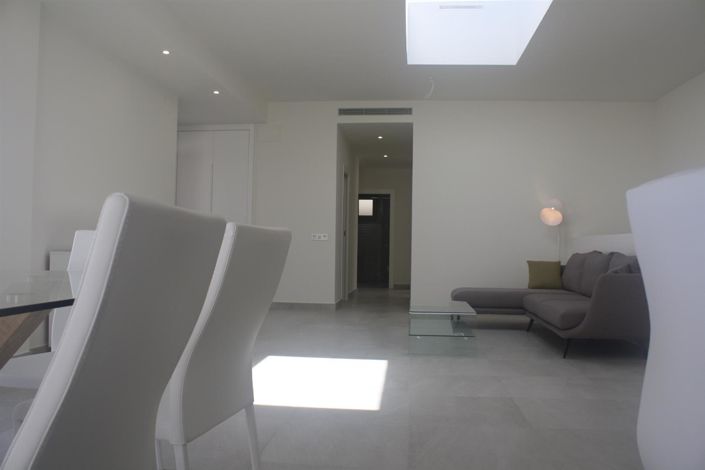 Image No.6-3 Bed Villa for sale