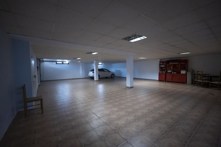 Image No.44-4 Bed Villa for sale