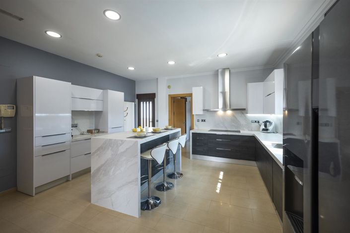 Image No.5-4 Bed Villa for sale