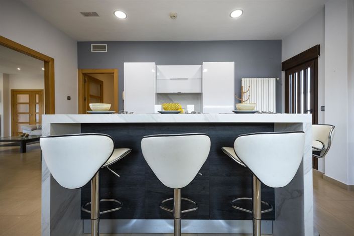 Image No.9-4 Bed Villa for sale