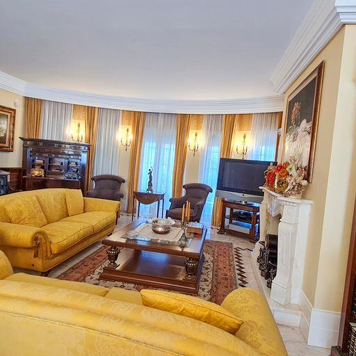 Image No.2-5 Bed Villa for sale