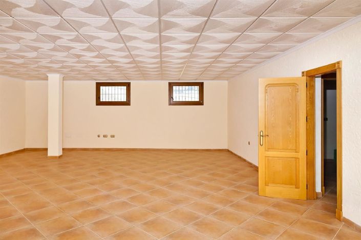 Image No.22-3 Bed Villa for sale