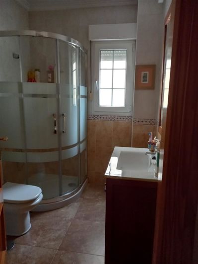 Image No.12-7 Bed Townhouse for sale