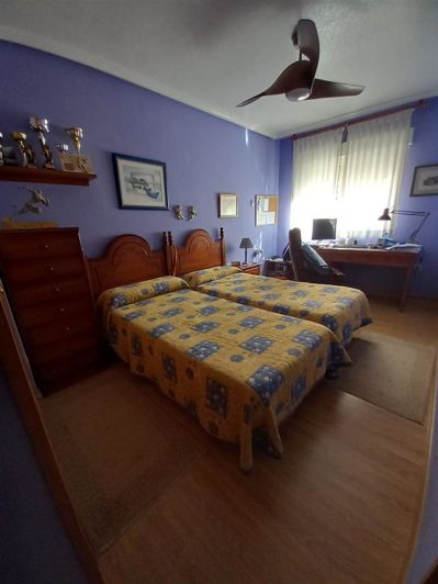 Image No.15-7 Bed Townhouse for sale