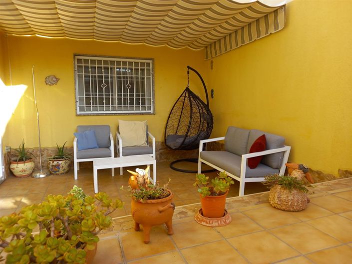 Image No.3-7 Bed Townhouse for sale