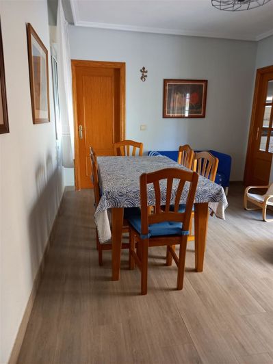 Image No.9-7 Bed Townhouse for sale