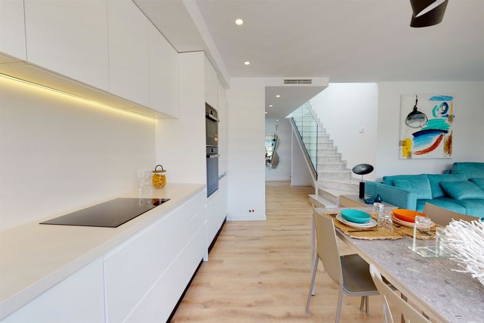 Image No.10-2 Bed Apartment for sale