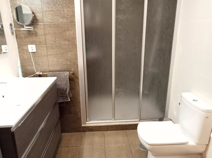 Image No.17-3 Bed Villa for sale