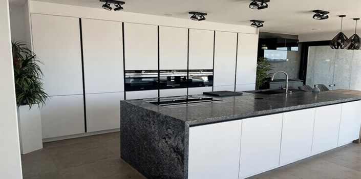 Image No.3-5 Bed Villa for sale