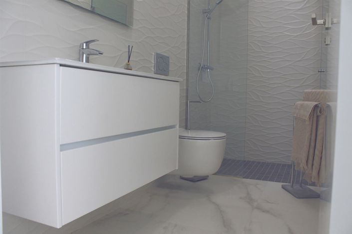 Image No.10-3 Bed Villa for sale