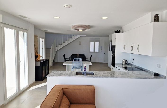 Image No.4-3 Bed Villa for sale