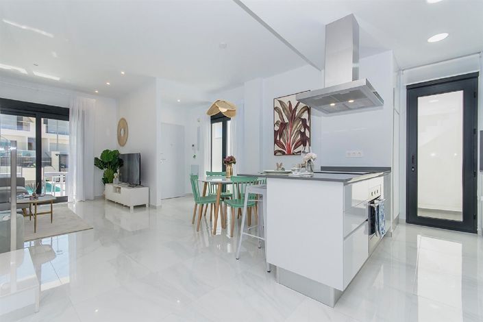 Image No.10-3 Bed Villa for sale