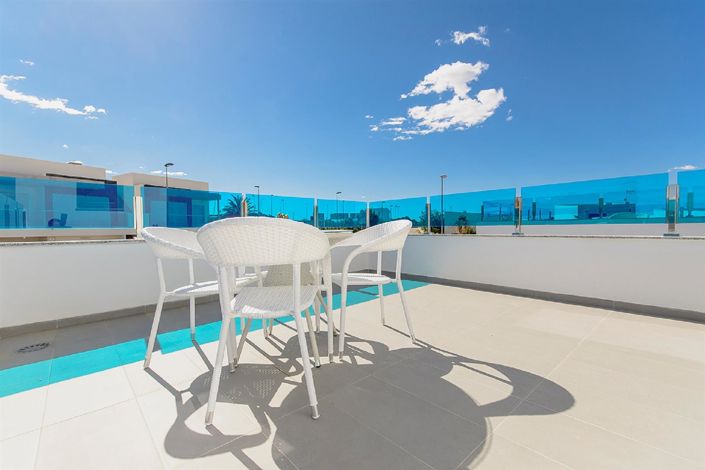 Image No.33-3 Bed Villa for sale