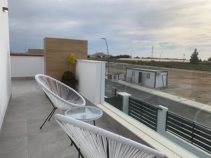 Image No.12-3 Bed Villa for sale