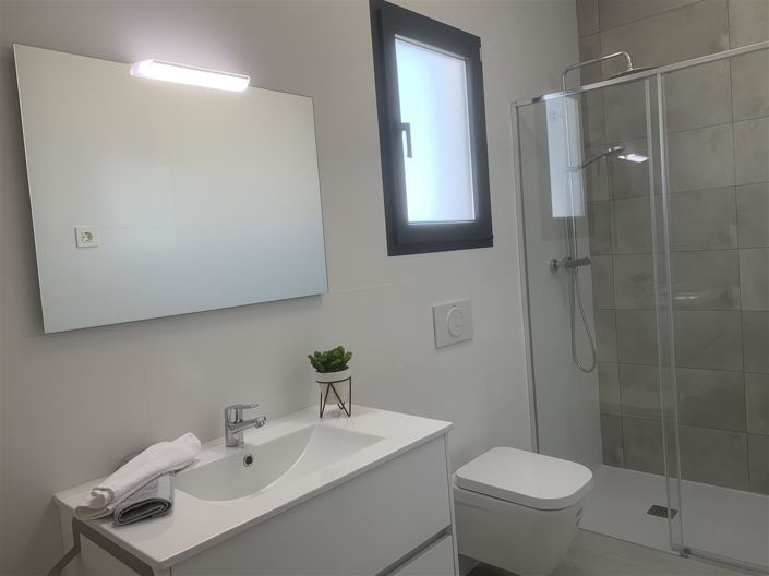 Image No.7-3 Bed Villa for sale