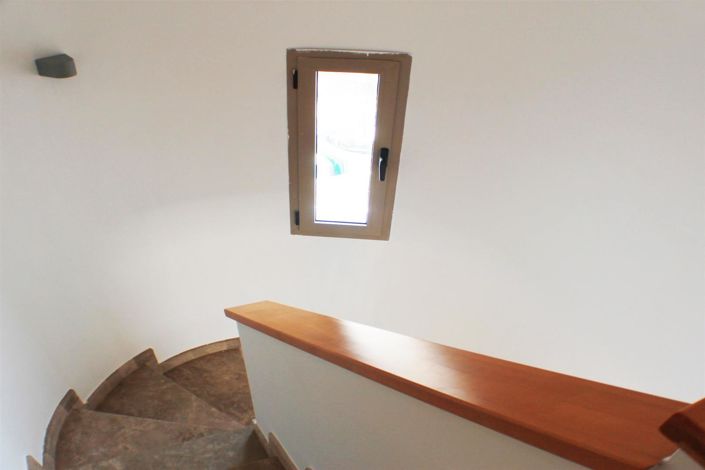 Image No.11-4 Bed Villa for sale