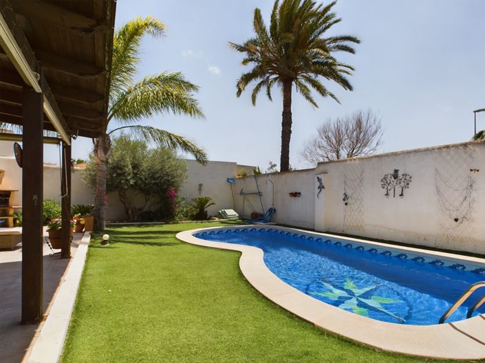 Image No.24-3 Bed Villa for sale