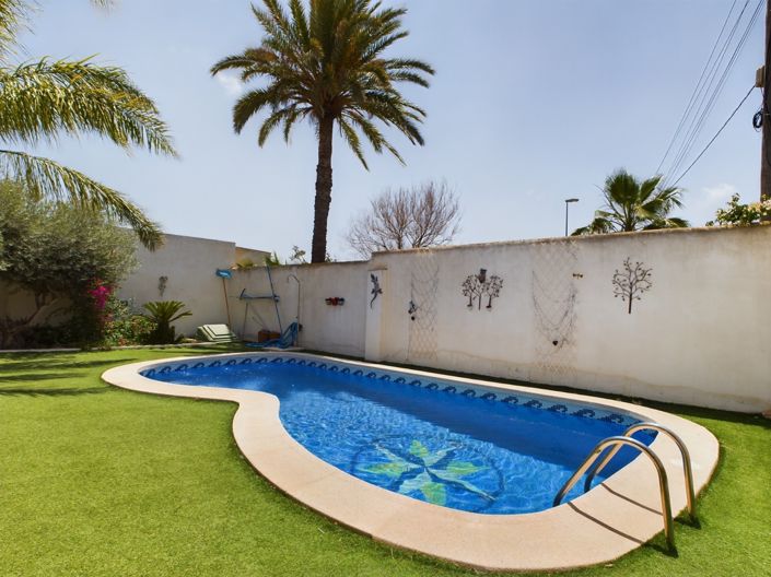 Image No.25-3 Bed Villa for sale