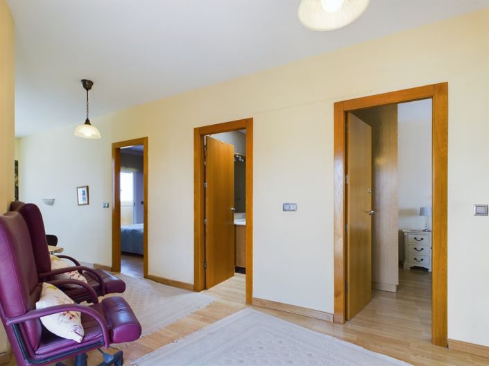 Image No.42-3 Bed Villa for sale