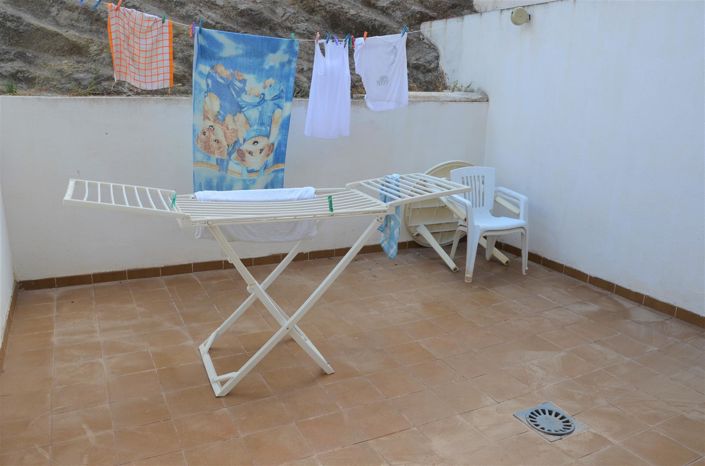 Image No.11-2 Bed Townhouse for sale