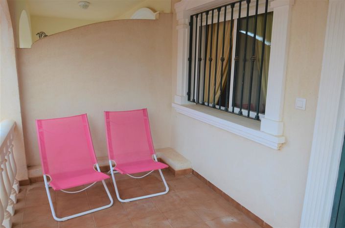 Image No.6-2 Bed Townhouse for sale