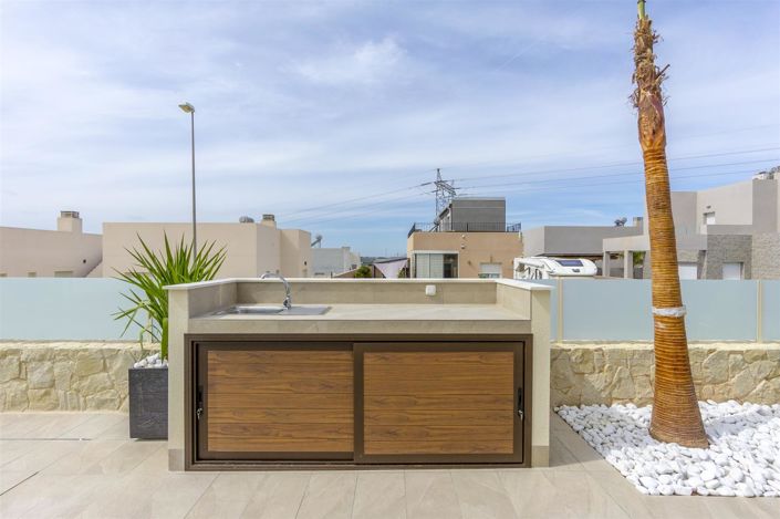 Image No.19-4 Bed Villa for sale