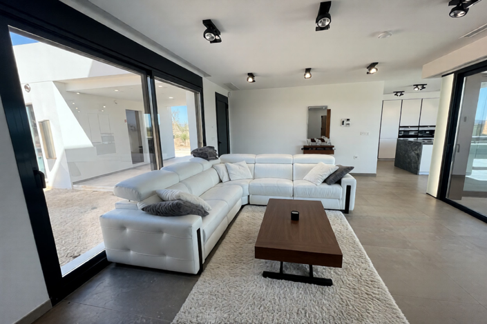 Image No.4-5 Bed Villa for sale