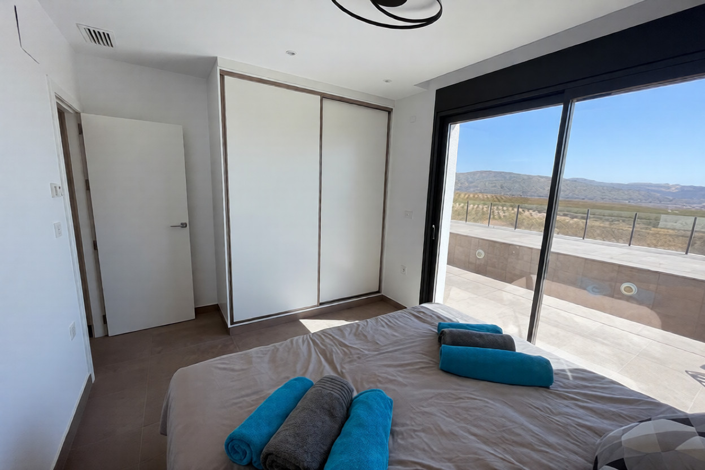 Image No.5-5 Bed Villa for sale