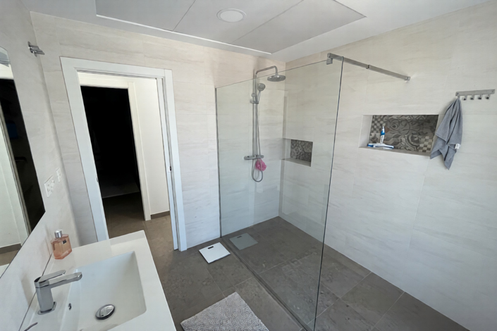 Image No.8-4 Bed Villa for sale