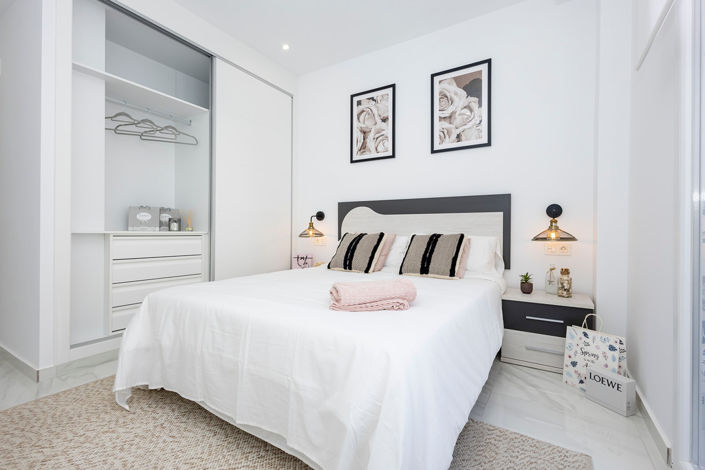 Image No.27-2 Bed Apartment for sale