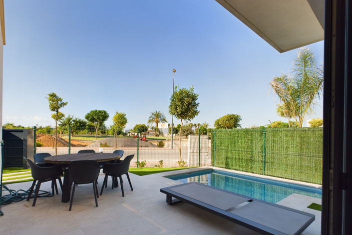 Image No.2-3 Bed Villa for sale