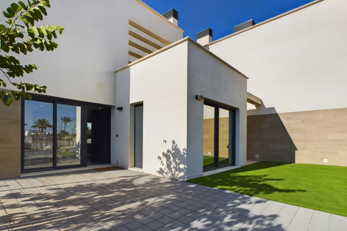 Image No.41-3 Bed Villa for sale