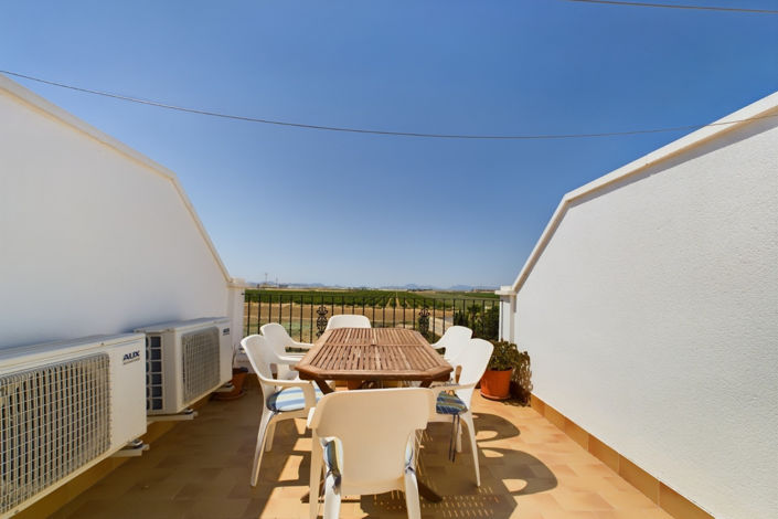 Image No.21-3 Bed Townhouse for sale