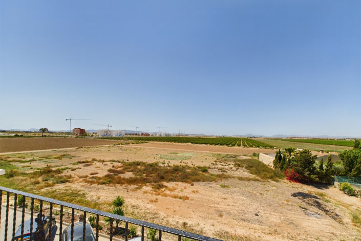 Image No.23-3 Bed Townhouse for sale