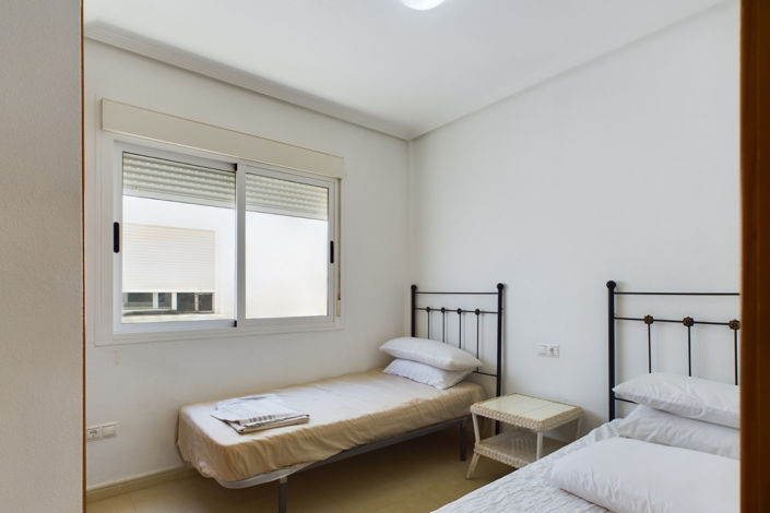 Image No.27-3 Bed Townhouse for sale