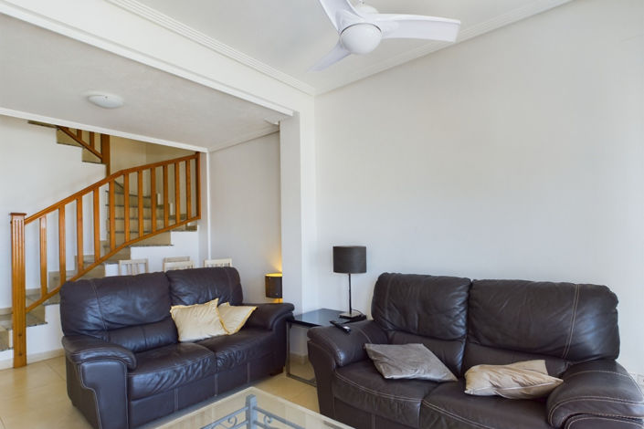 Image No.9-3 Bed Townhouse for sale